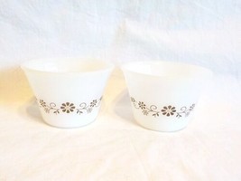 2 Vintage DYNAWARE Pyr-o-rey Brown Daisy Custard Cups - £6.32 GBP