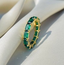 Natural Emerald Eternity Ring, Minimalist Emerald Band, Birthstone Ring - £107.95 GBP