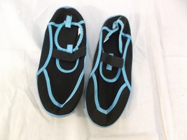 Womens sz7/8 Water Shoes Pool Beach Dance Swim Slip On Surf BLUE/BLACK AF100292 - £6.59 GBP