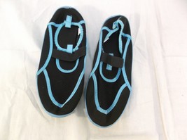 WOMENS sz7/8 WATER SHOES POOL BEACH DANCE SWIM SLIP ON SURF BLUE/BLACK A... - £6.69 GBP