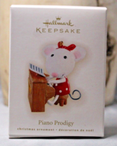 Hallmark Keepsake Ornament Piano Prodigy 2009 Becky Hottel New Old Stock QXG6792 - £9.22 GBP
