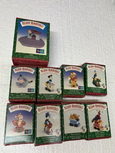 Hallmark Merry Minatures 1999 CHRISTMAS at POOH&#39;s HOUSE Mickey Disney se... - $48.51