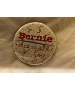 Bernie Sanders For President 2016 Official Campaign Pinback Pin Button - $244.84 MXN