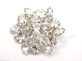 Vintage RETRO Brooch Clear Crystals Rhodium Setting - $785.00 MXN