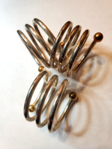 Napkin Ring Holders Spiral Coil Silver Gold Tone 1.25x1.5&quot; Set of 3 - $4.80