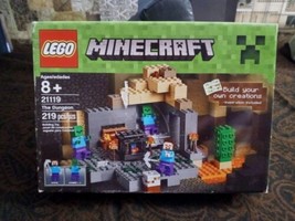 LEGO Minecraft: The Dungeon (21119) - RETIRED - New in Sealed Box - £35.10 GBP