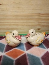 Vintage White Duck Salt and Pepper Shakers Cork Stoppers Japan - £6.57 GBP