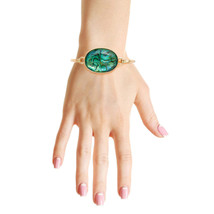 Blue Green Marbled Oval Bangle - $583.85 MXN