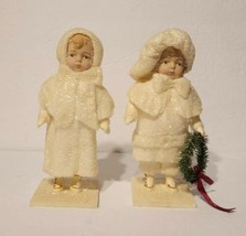 Snow Children Victorian Girl and Boy w/ Wreath Pair 7&quot; Elaine Roesle 1991 MINT! - £112.24 GBP