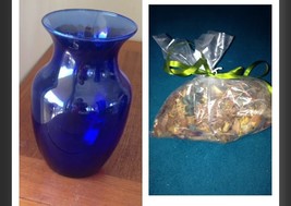 Blue Glass Vase Approx  8&quot; With bag of citrus potpourri - £39.90 GBP