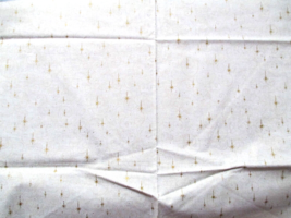 FABRIC Concord Gold Elongated Stars and Gold Glitter to Quilt Craft Sew ... - £3.52 GBP