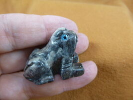 (y-fro-37) Gray baby FROG carving stone gemstone SOAPSTONE love little f... - $8.99