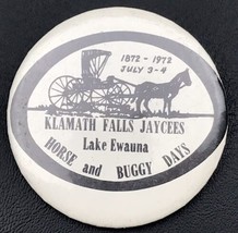 Klamath Falls Jaycees Pin Button Vintage 1972 Horse And Buggy Lake Ewauna - £14.22 GBP