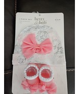 Baby Girl  2 Piece Set Booties And Hat 0-6 Months By betty &amp; bob - $7.57