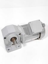 Nissei Corp. H2L22L030-UTB010NA GTR 3-Phase Induction Motor, 100W Ratio ... - $2,518.80 MXN