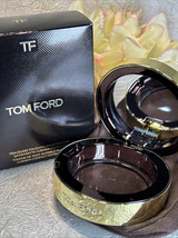 TOM FORD TRACELESS TOUCH FOUNDATION *CASE ONLY* Fits Flawless cushion re... - $24.70