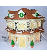 DEPT 56 Disney Parks Village Series Liberty Square “SILVERSMITH” WDW FL ... - $1,092.06 MXN