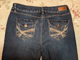 Liz Claiborne Dark Blue Stretch Boot Cut Jeans with Deco Pockets (32X29) 10 - £13.11 GBP