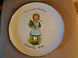HOLLY-HOBBIE-COMMEMORATIVE-EDITION-1974-MOTHERS-DAY-PLATE - £8.70 GBP