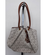 Michael Kors Signature Ring Tote East West Vanilla Brown Leather Handbag - $907.85 MXN