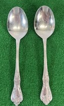 2 Kennett Square Oneida Distinction Deluxe Stainless HH  Soup Dinner Spoons - £7.77 GBP