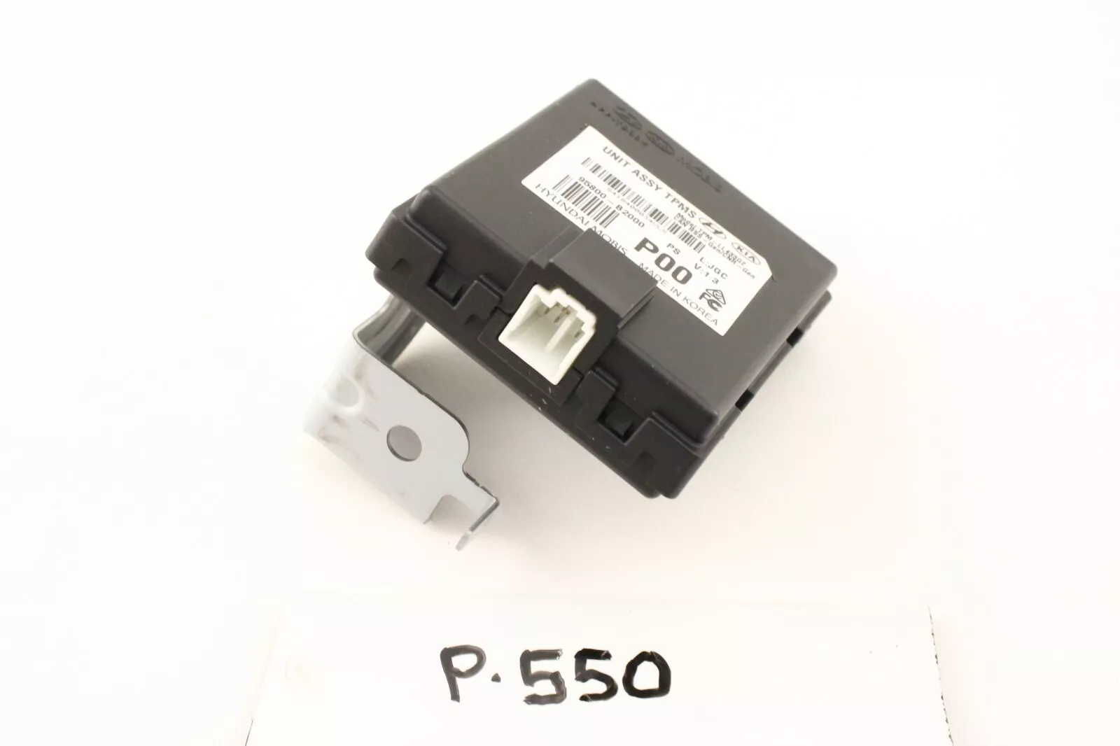 New OEM Tire Pressure Sensor Relay Module 2014-2016 Kia Soul 95800-B2000 - $69.30