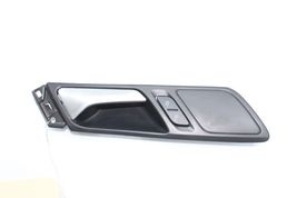 11-18 VOLKSWAGEN JETTA FRONT RIGHT PASSENGER INTERIOR DOOR HANDLE W/ TRIM Q5140 image 4