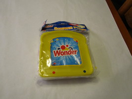 Wonder Bread Sandwich Packers Container (Yellow) - $20.53 CAD