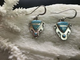 Vintage Southwestern Turquoise Inlay Sterling Silver Earrings - £73.99 GBP
