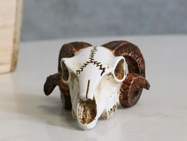 Cultic Ammon Tribal Tooled Tattoo Scrimshaw Miniature Jointed Ram Skull Figurine - £14.38 GBP