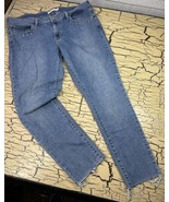 Levis 711 Skinny Denim Blue Jeans Womens Size 33 Distressed Frayed Bottoms - $276.07 MXN
