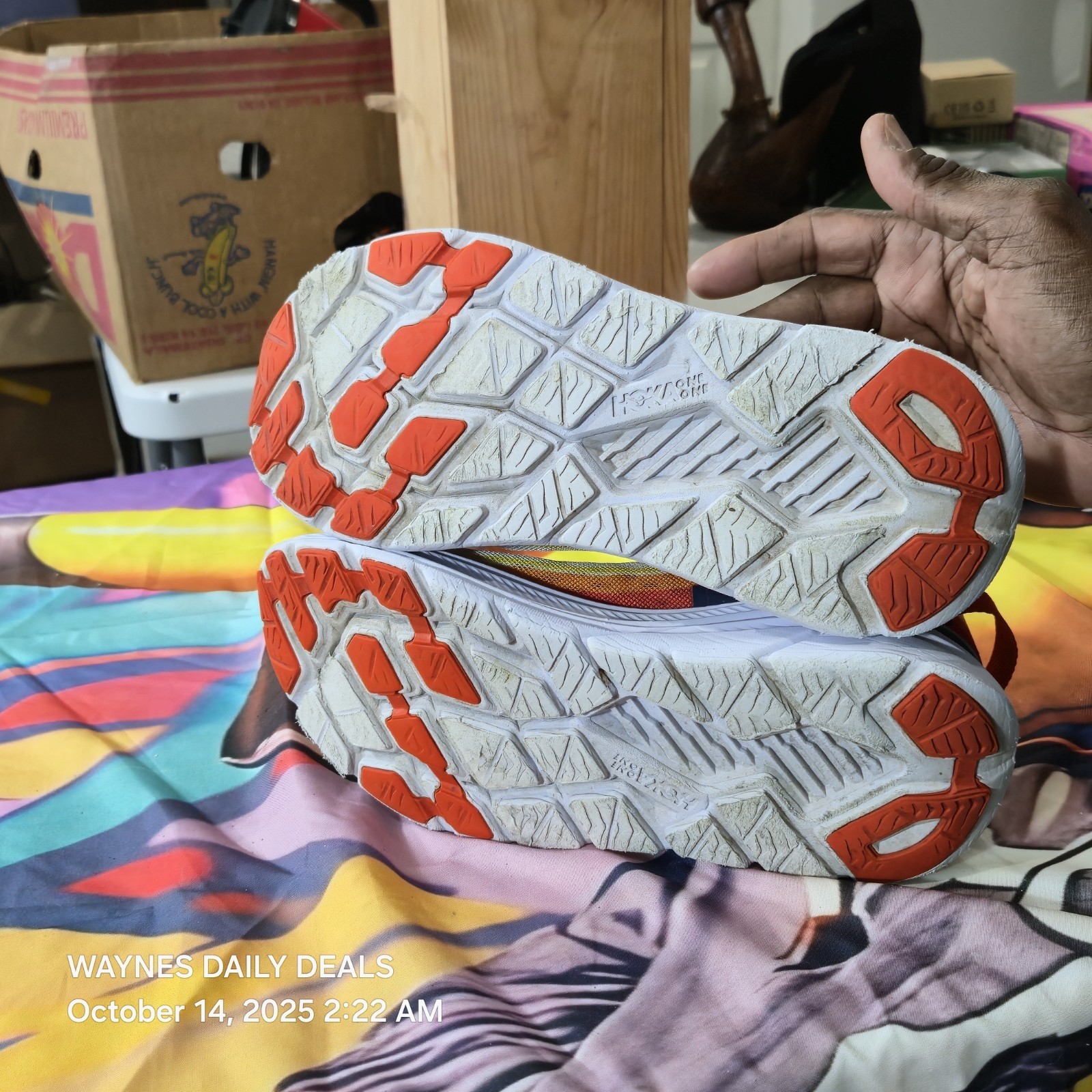 Hoka One One Clifton 8 IRONMAN Edition (White/Orange/Blue) Item image 6