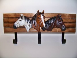 Glass Horse Heads Wall Hanger Hooks Western Equestrian Rustic Sculpture Wood  - £32.65 GBP