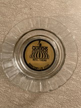 Las Vegas Vintage HOTEL Ashtray-4 QUEENS Glass Gold Casino Collectible EUC - £8.43 GBP