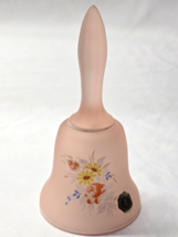 Vintage WESTMORELAND 5.25&quot; Glass Bell Hand Painted Wildflowers On Pink F... - $246.22 MXN