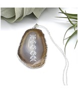 Earth&#39;s Treasures Engraved Agate Pendant Moon Phases Necklace - $20.56 CAD