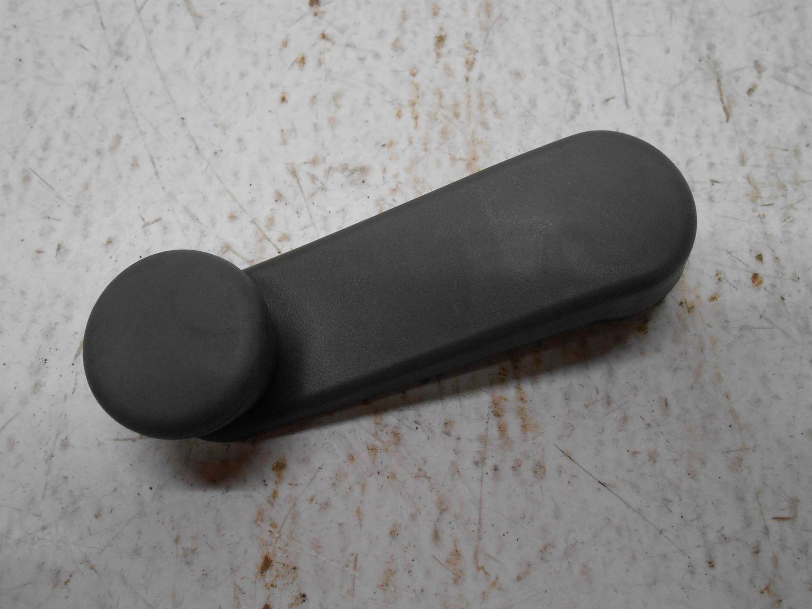2004-2011 Chevrolet Aveo Manual Window Crank - $19.99