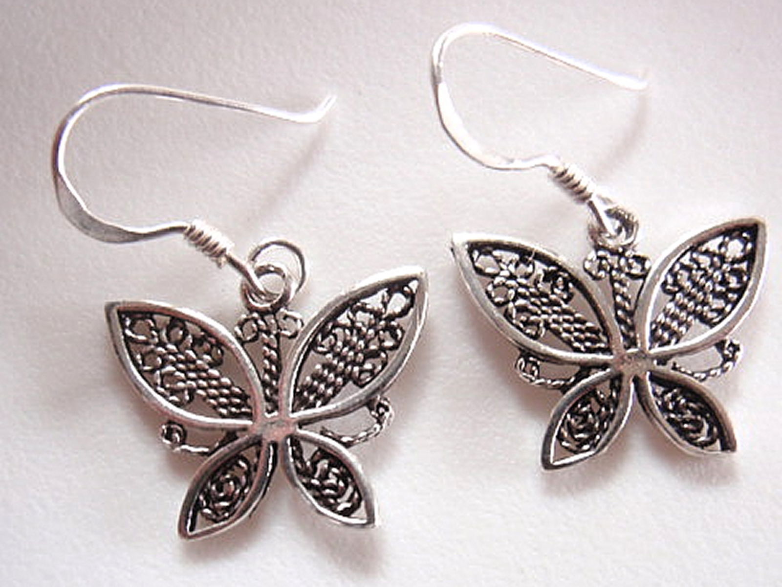 Small Butterfly Earrings 925 Sterling Silver Dangle Corona Sun Jewelry - £5.63 GBP