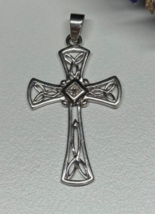 925 STERLING SILVER DIAMOND CROSS - £55.92 GBP