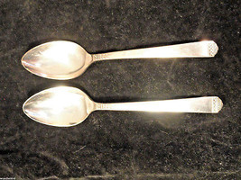 Teaspoons 2 Oneida Rogers Bros 1881 Surf Club Silverplate Flatware - £9.41 GBP