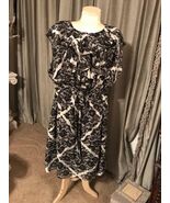 NWOT WOMENS EMMA &amp; MICHELE SHEER RUFFLED BODICE LACE PRINT DRESS WITH TI... - $275.22 MXN