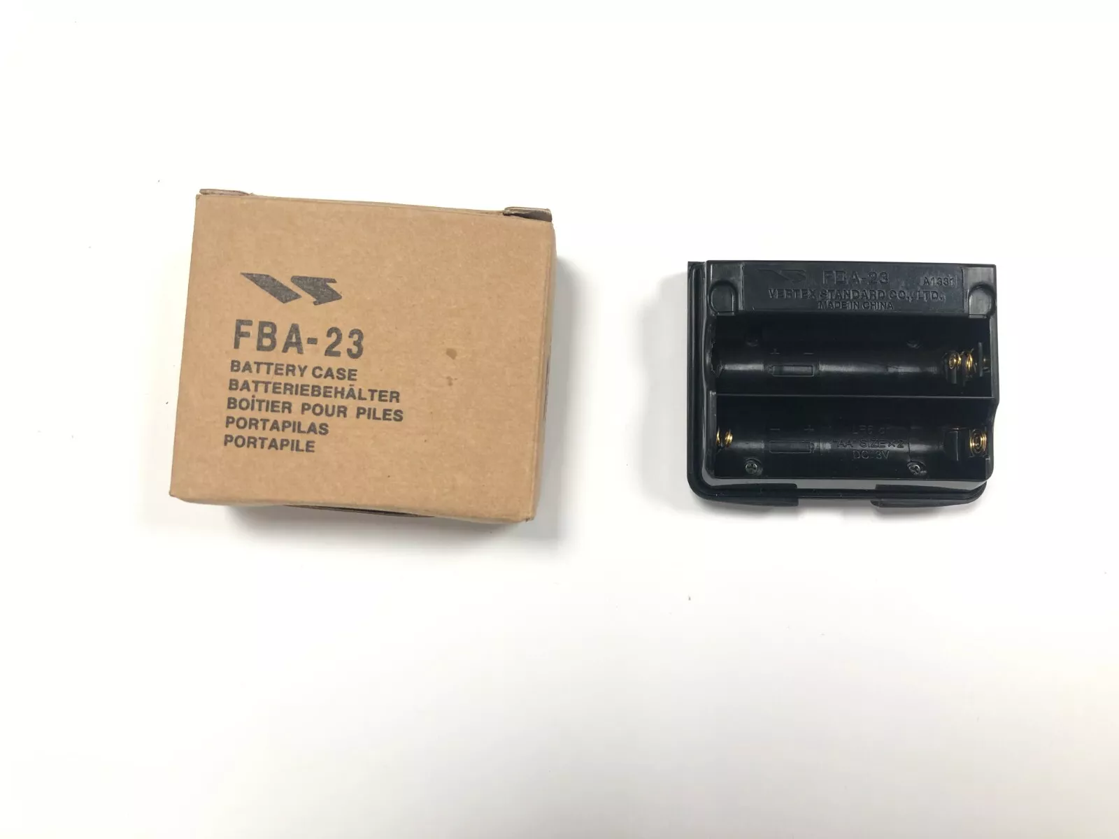 Brand-New YAESU FBA-23 Battery Case Original For VX-6 VX-7 - $29.09