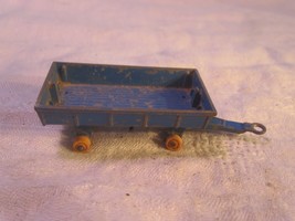 Vintage Diecast Blue Hay Trailer Hauler Painted Metal 3&quot; Long Tootsietoy #40 - £13.02 GBP