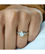 Pear And Marquise Cut Engagement Ring Lab Grown Diamond 1.00 CT Diamond ... - $29,117.04 MXN