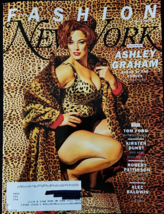 Ashley Graham, Tom Ford, Kirsten Dunst, Robert Patinson - New York Time Aug 2017 - £8.56 GBP