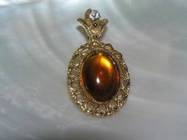Estate Oval Orange Jelly Cab in Open Goldtone Frame with Clear Rhineston... - $11.02