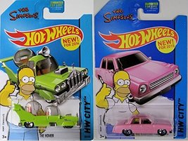 2015 Hot Wheels The Simpsons Hw City The Homer &amp; Simpsons Family Car - Set of 2! - £42.97 GBP