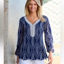 Nwot Boston Proper Navy And White Eyelet Beaded Embellished Tunic Top Size Xs - £33.68 GBP