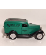 Ertl 1:25 1932 Ford Delivery Van Bank Wireless First Edition 1991 - €11,07 EUR