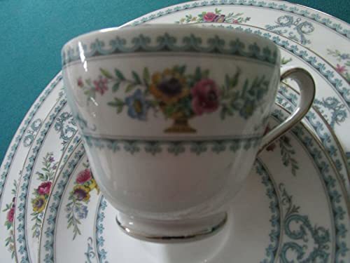 SPODE Versailles 5 Setting Dinner Set and 50 similar items